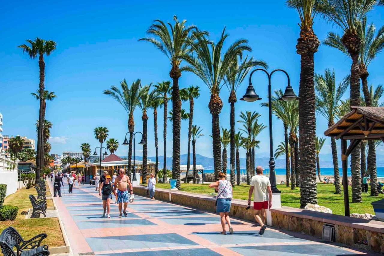 Estudiosol40 Torremolinos Luaran gambar
